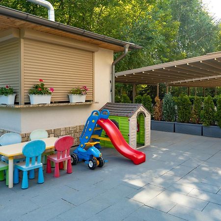 Hotel & Relax Zone Cattleya Krushuna Exterior foto